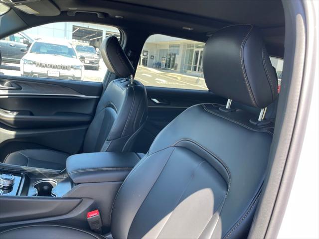 2026 Jeep Grand Cherokee 85th Anniversary Edition