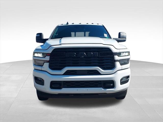 2026 RAM 3500 RAM 3500 BIG HORN CREW CAB 4X4 8 BOX