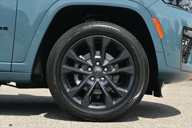 2026 Jeep Grand Cherokee Limited Reserve