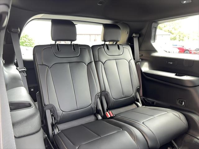 2026 Jeep Grand Cherokee 85th Anniversary Edition