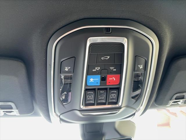 2026 Jeep Grand Cherokee 85th Anniversary Edition