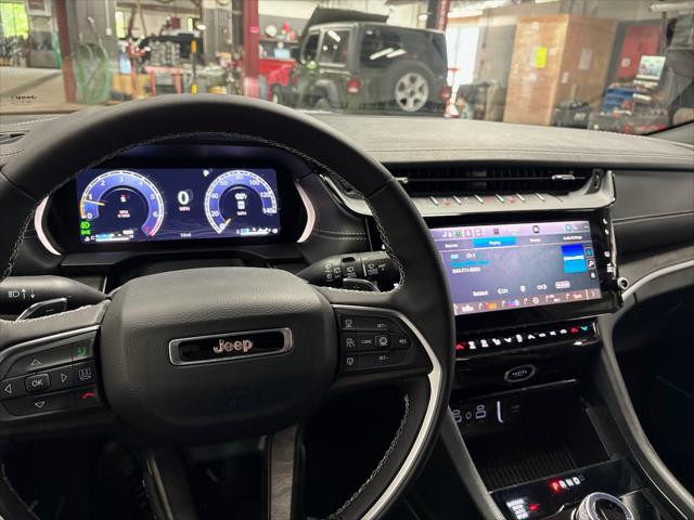 2026 Jeep Grand Cherokee Limited Reserve