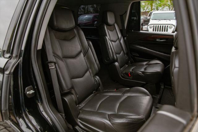 2020 Cadillac Escalade 4WD Luxury