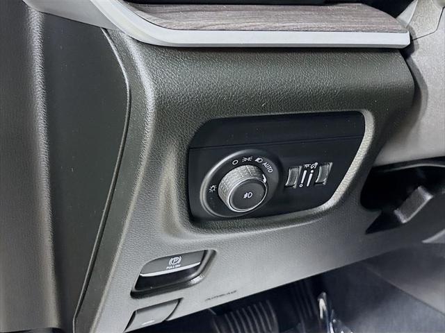 Used 2023 Jeep Grand Cherokee Limited 4x4 For Sale in Olive Branch, MS