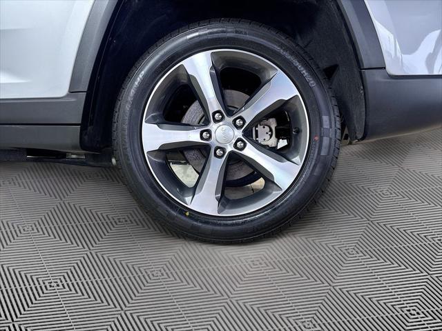 Used 2023 Jeep Grand Cherokee Limited 4x4 For Sale in Olive Branch, MS