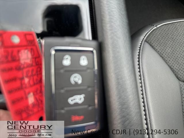 2026 Jeep Grand Cherokee Altitude 4x4
