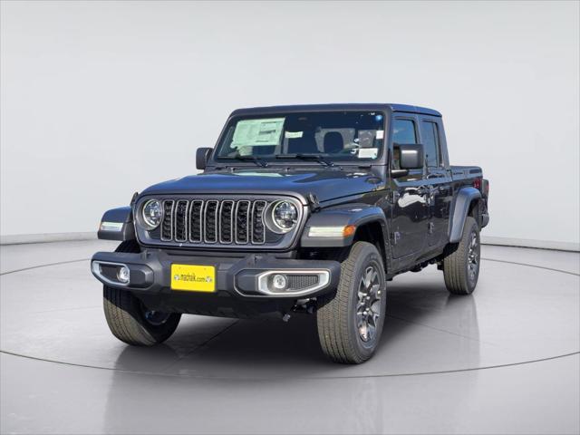 2026 Jeep Gladiator GLADIATOR SAHARA 4X4