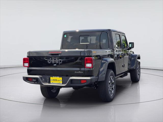 2026 Jeep Gladiator GLADIATOR SAHARA 4X4