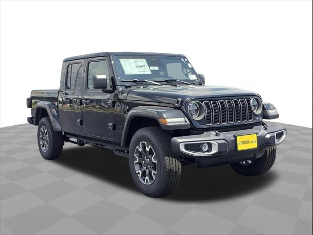 2026 Jeep Gladiator GLADIATOR SAHARA 4X4