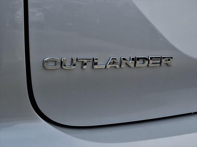 2026 Mitsubishi Outlander ES 1.5T S-AWC