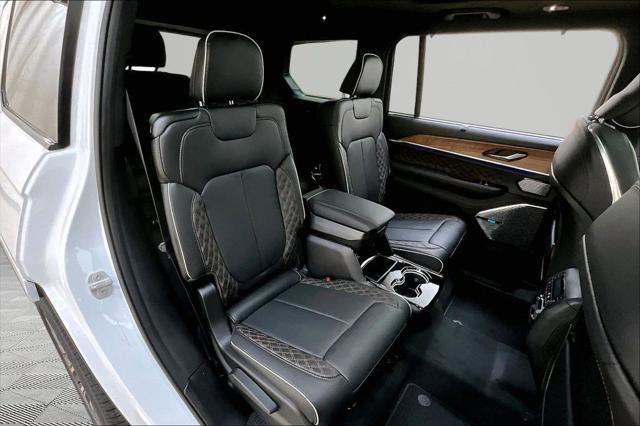 2026 Jeep Grand Cherokee Summit 4x4