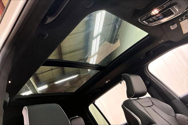 2026 Jeep Grand Cherokee Summit 4x4