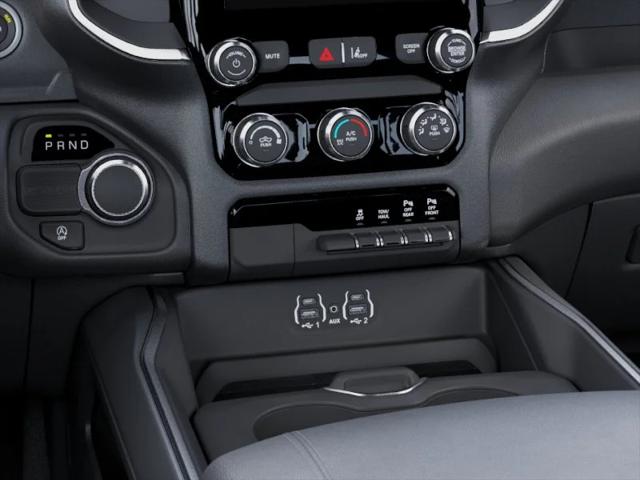 2026 Ram 1500 Big Horn Crew Cab 4x2 5'7" Box
