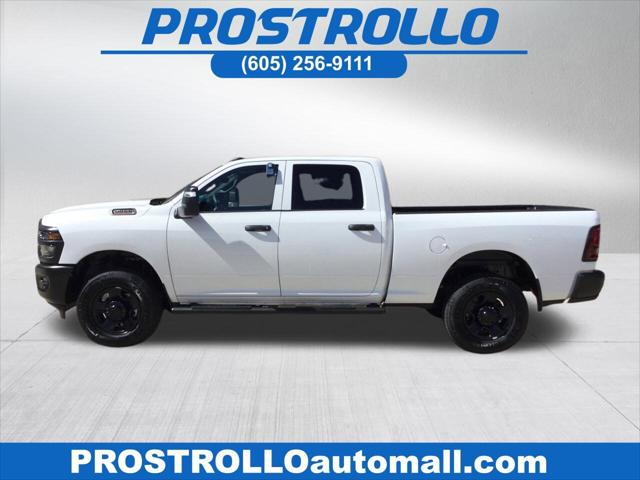 2026 RAM Ram 3500 RAM 3500 TRADESMAN CREW CAB 4X4 64 BOX