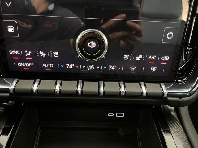 2026 GMC Yukon 4WD AT4