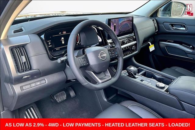 2026 Nissan Pathfinder SL