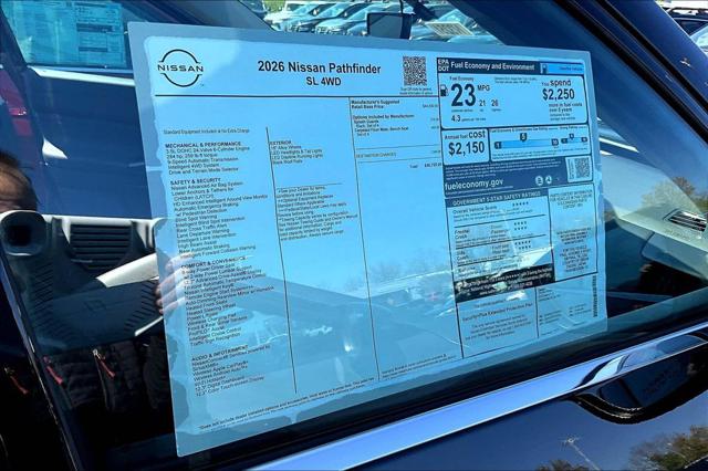 2026 Nissan Pathfinder SL