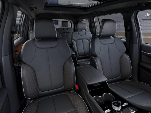 2026 Jeep Grand Cherokee Summit 4x4