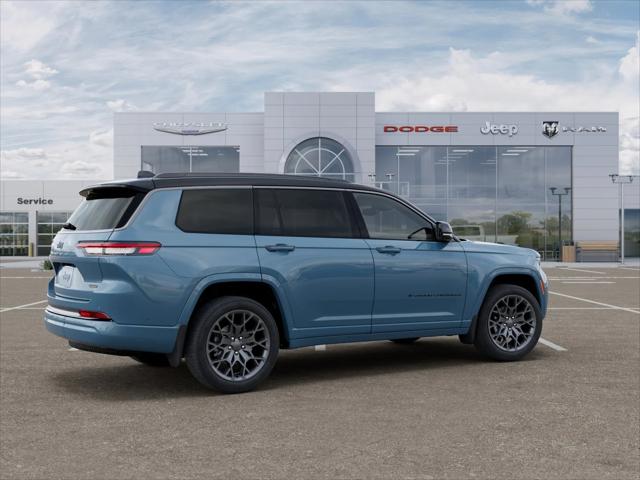 2026 Jeep Grand Cherokee Summit 4x4