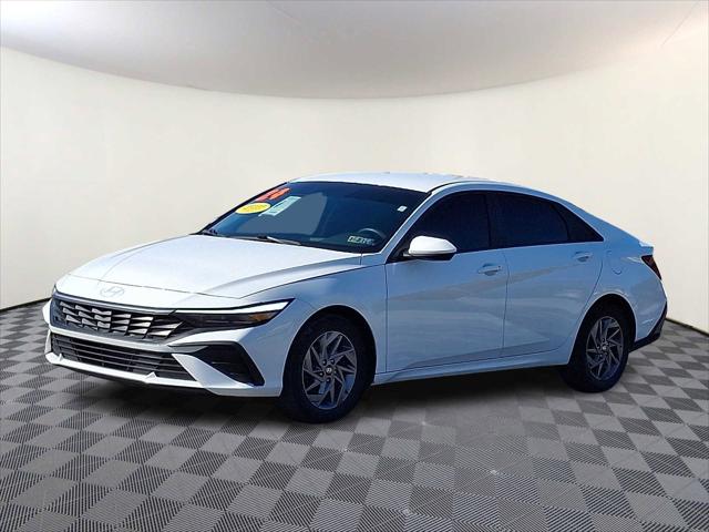 2024 Hyundai Elantra SEL 2024 Hyundai Elantra SEL