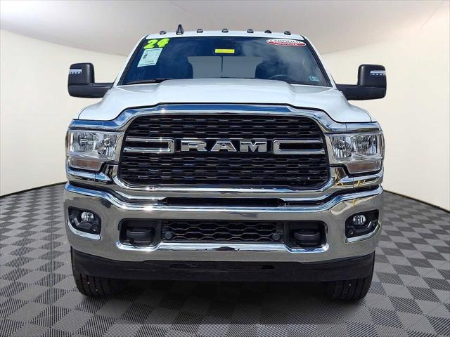2024 RAM 2500 Big Horn Crew Cab 4x4 64 Box