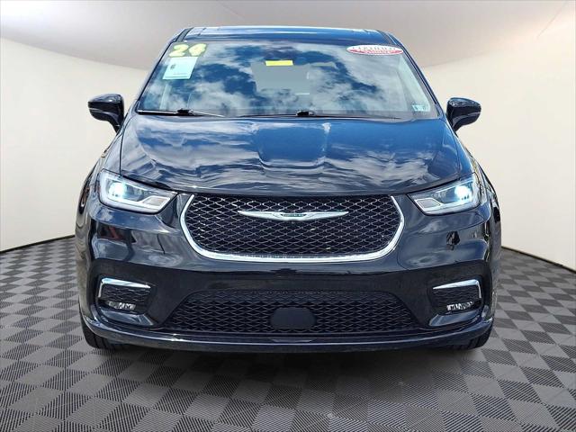 2024 Chrysler Pacifica Limited AWD