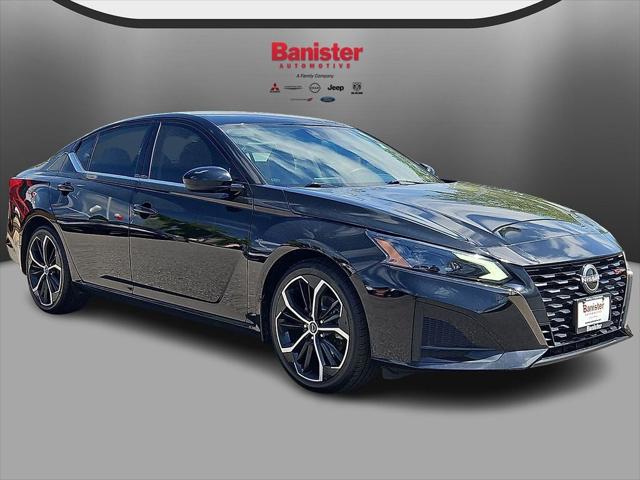 2023 Nissan Altima SR FWD