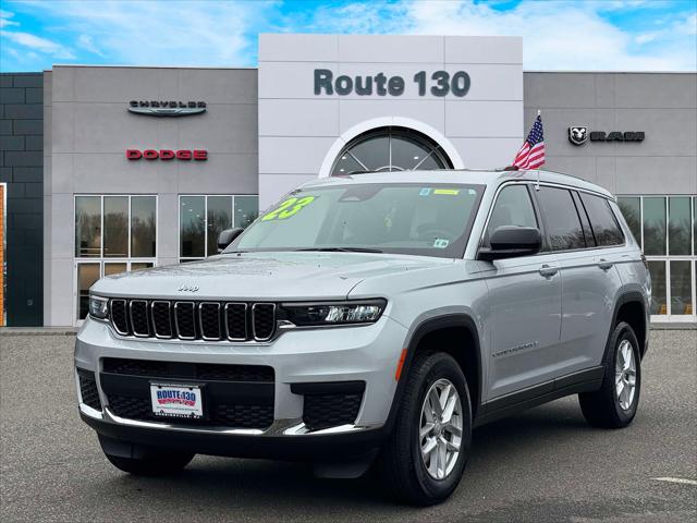 2023 Jeep Grand Cherokee L Laredo 4x4