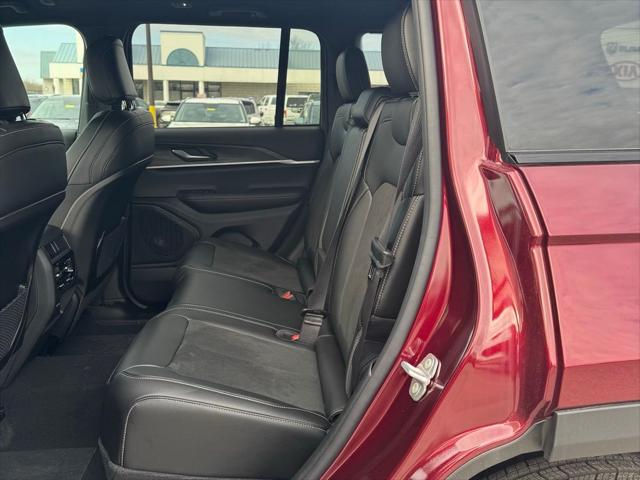 2026 Jeep Grand Cherokee Altitude 4x4