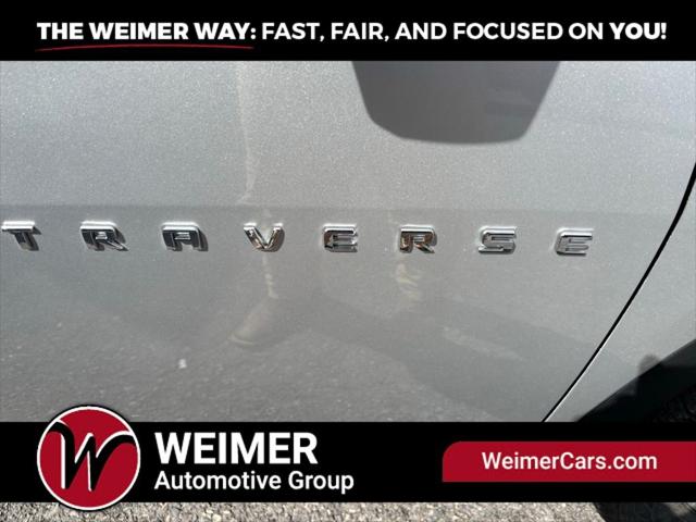 2021 Chevrolet Traverse AWD LS