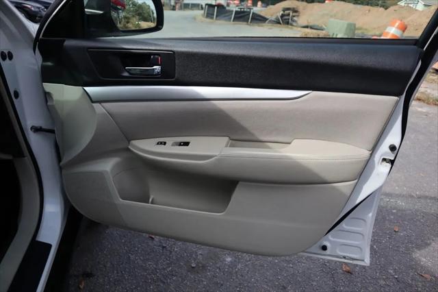 2014 Subaru Outback 2.5i