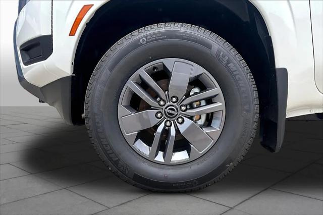 2026 Nissan Frontier Crew Cab SV 4x2