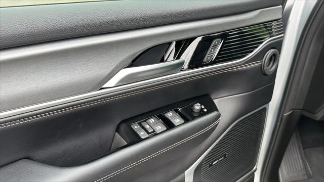 2026 Jeep Grand Wagoneer 4x2