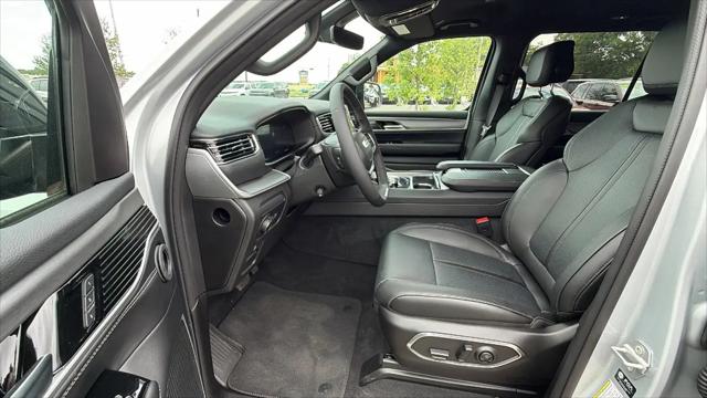 2026 Jeep Grand Wagoneer 4x2