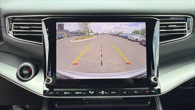 2026 Jeep Grand Wagoneer 4x2