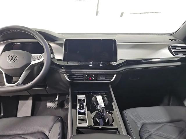 2026 Volkswagen Atlas Cross Sport SE with Technology