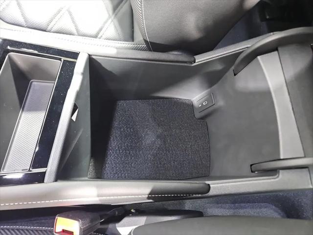 2026 Volkswagen Atlas Cross Sport SE with Technology