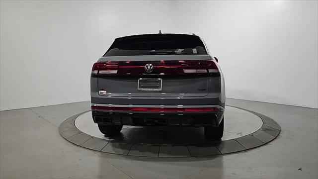 2026 Volkswagen Atlas Cross Sport SEL R-Line Black