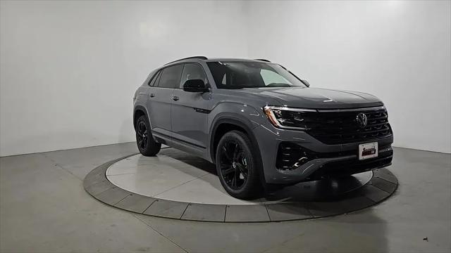 2026 Volkswagen Atlas Cross Sport SEL R-Line Black