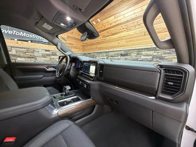 2023 Chevrolet Silverado 1500 4WD Crew Cab Short Bed LT Trail Boss