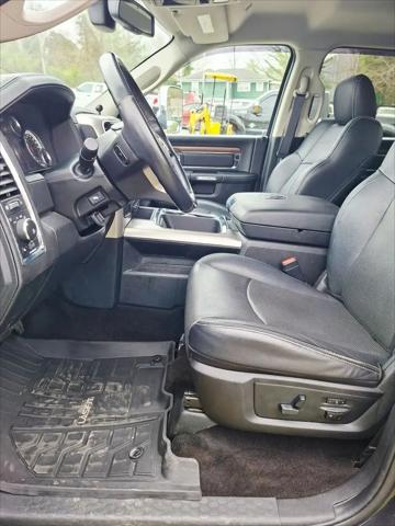 2017 Ram 3500 Laramie Crew Cab 4x4 6'4" Box