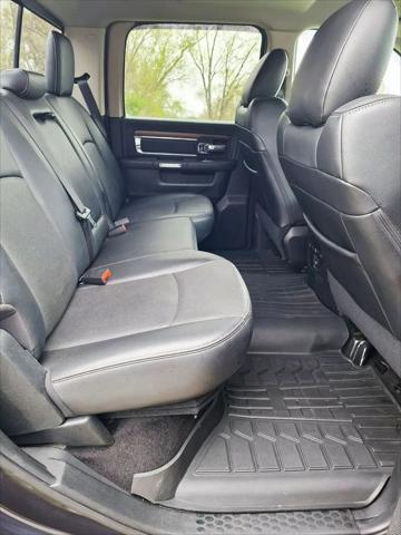 2017 Ram 3500 Laramie Crew Cab 4x4 6'4" Box