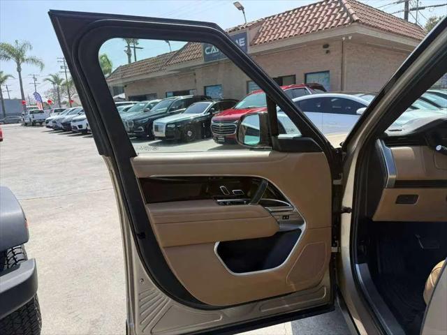 2023 Land Rover Range Rover P530 SE