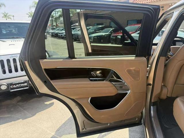 2023 Land Rover Range Rover P530 SE