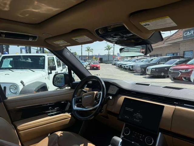 2023 Land Rover Range Rover P530 SE