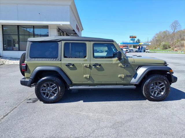 2025 Jeep Wrangler 4-Door Summit 4x4 2025 Jeep Wrangler 4-Door Summit 4x4