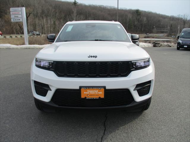 2023 Jeep Grand Cherokee Altitude 4x4