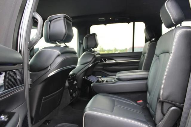 2024 Jeep Grand Wagoneer L Series II 4x4