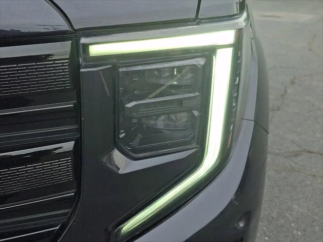 2022 GMC Sierra 1500 4WD Crew Cab Short Box Elevation