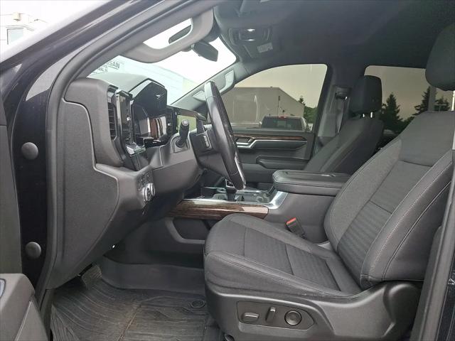 2022 GMC Sierra 1500 4WD Crew Cab Short Box Elevation